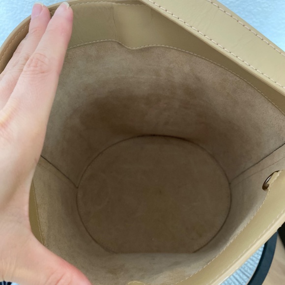 Tan OAD New York Bucket Bag - Picture 3 of 9